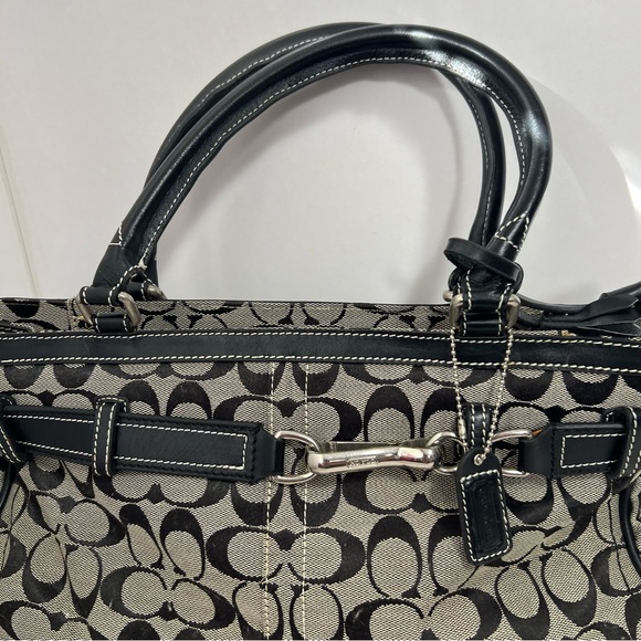 ****Unauthentic****Black & Gray Coach Purse - Picture 5 of 7